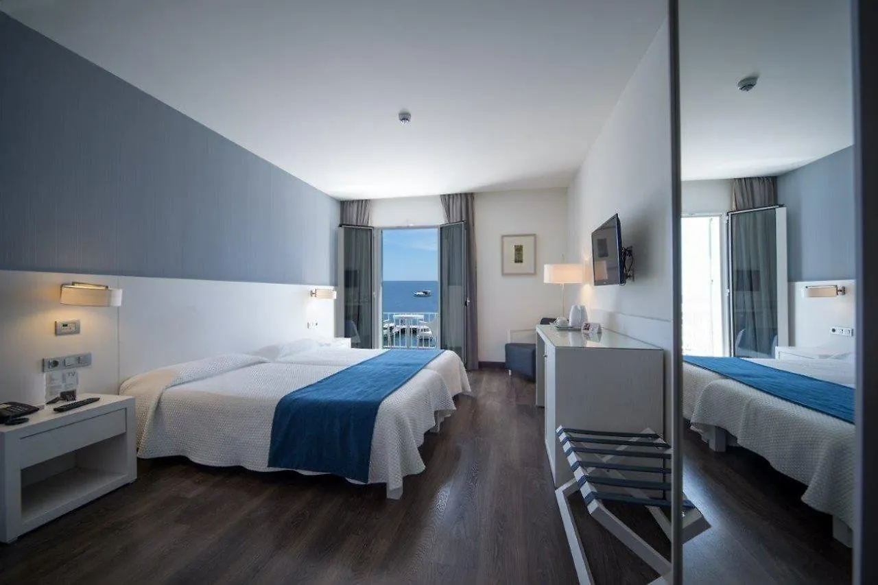 Hotel Cala Bona 3*, Cala Bona (Mallorca)